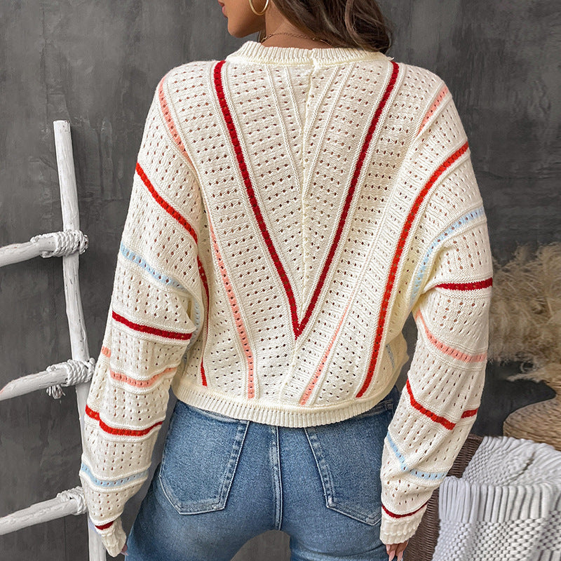 Pull en tricot pour femmes avec un modèle de trou moderne et des rayures décoratives Chic und Stil