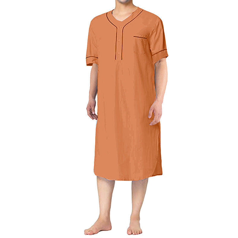 Robe courte à manches courtes pour femmes avec un col montant moderne et une patte de boutonnage pratique Chic und Stil