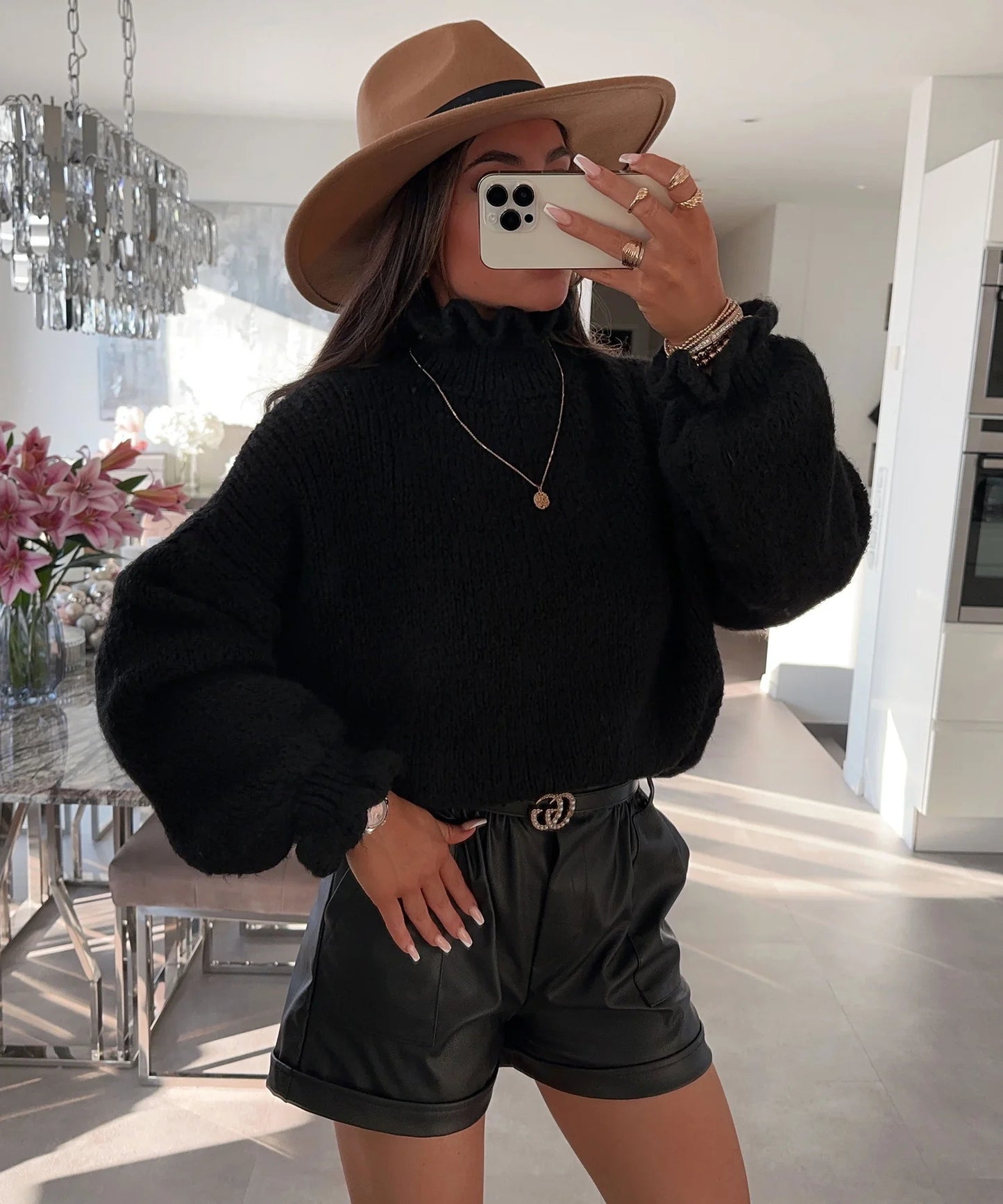 Pull-over à col roulé douillet pour femmes avec des manches larges et un design structuré Chic und Stil