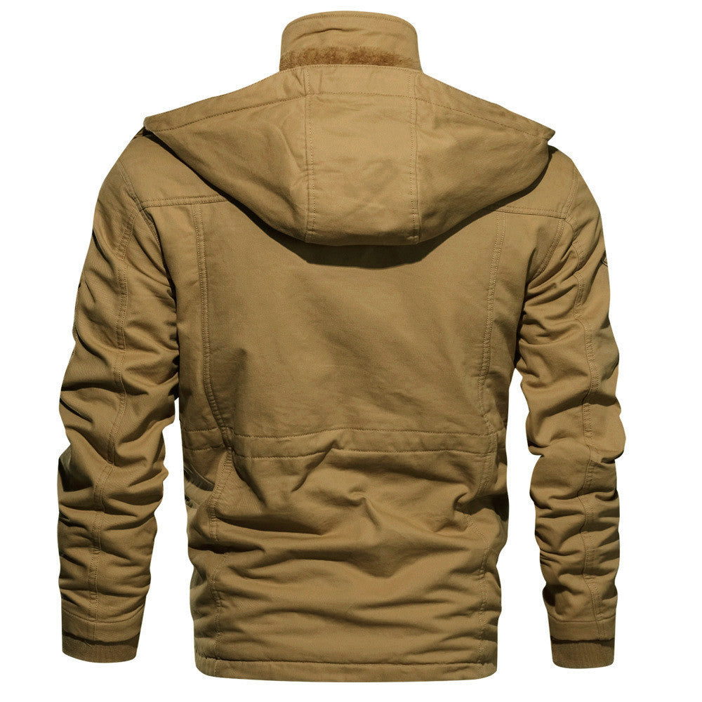 Functional jacket for men with padded interior and practical pockets Chic and Style