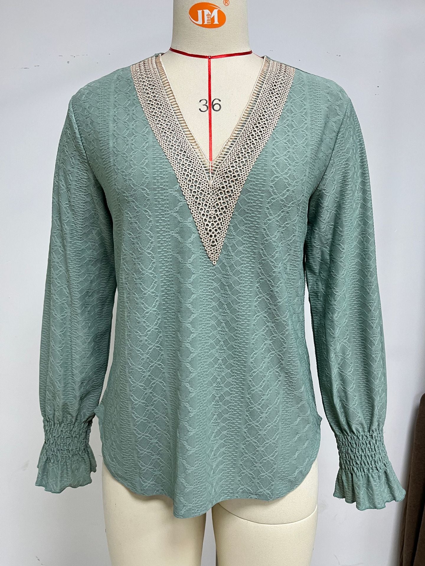 Chemisier ample pour femmes avec un design de structure fine Chic und Stil