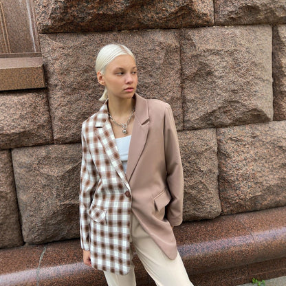 Blazer à carreaux pour femme avec coupe douce Chic und Stil