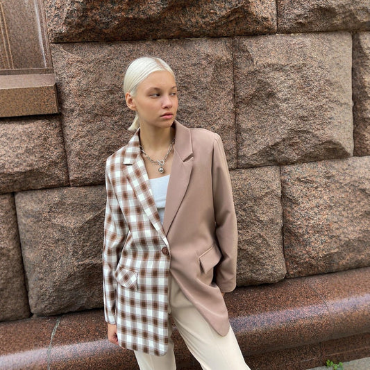 Blazer à carreaux pour femme avec coupe douce Chic und Stil