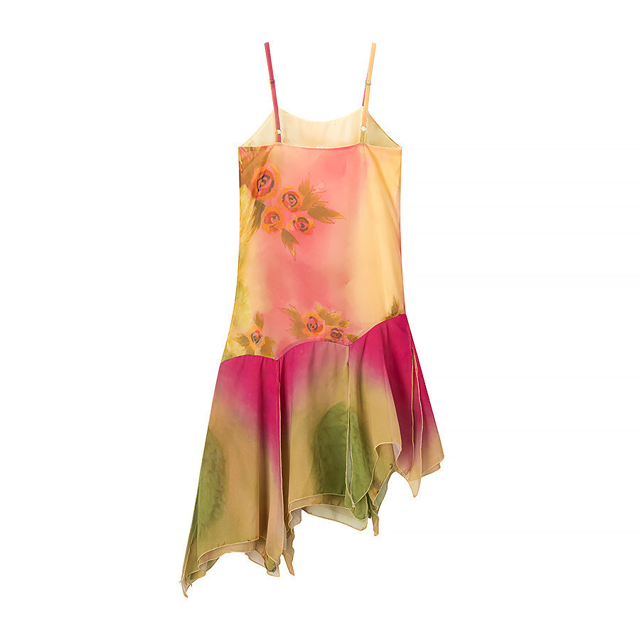 Robe d'été asymétrique pour femmes avec un design floral et de délicates bretelles spaghetti Chic und Stil