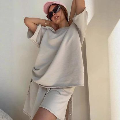 Women Comfortable Loungewear Set with Oversized Top and Loose Shorts Chic and Style