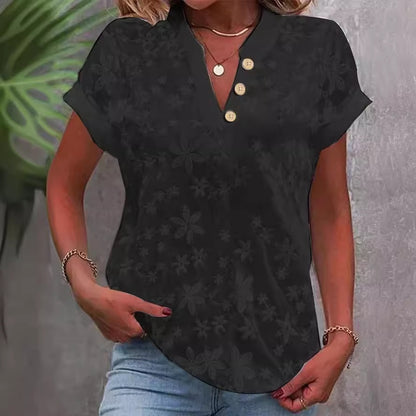 Women's blouse with feminine floral pattern Chic and style