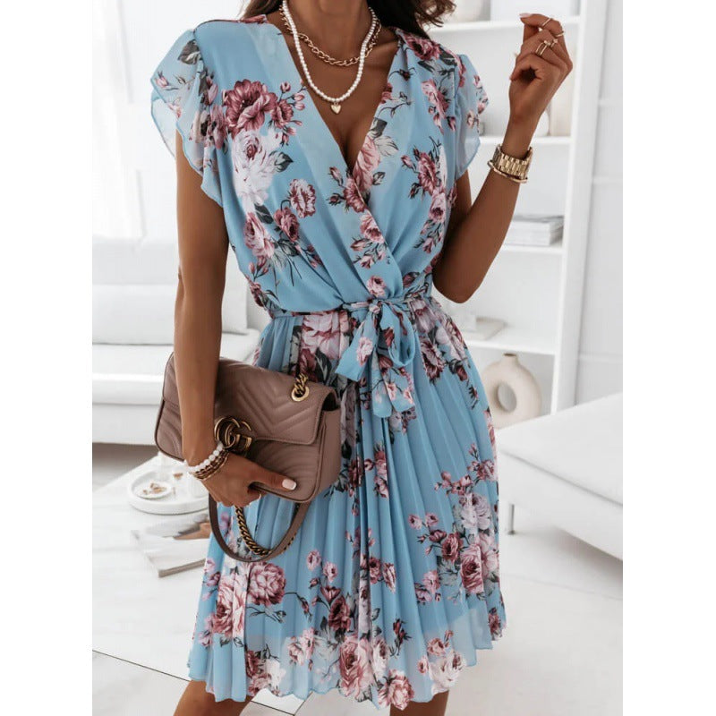 Robe à fleurs pour femmes avec des volants Chic und Stil