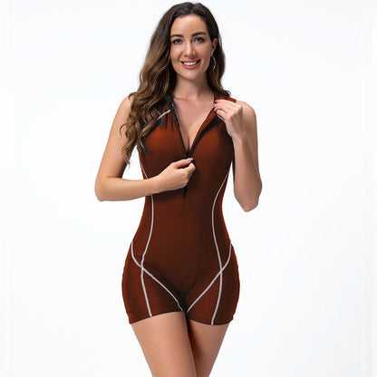 Maillot de bain sportif femme avec jambe courte et fermeture éclair pratique Chic und Stil