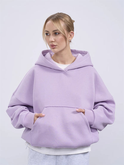 Pull à capuche oversized pour femmes avec une coupe décontractée et une poche kangourou pratique Chic und Stil
