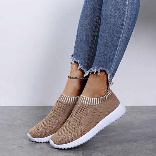 Baskets Sportives Slip-On pour Femmes avec dessus en tricot élastique et semelle antidérapante Chic und Stil