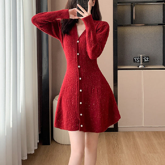 Robe tricotée pour femmes avec patte de boutonnage et manches volumineuses Chic und Stil