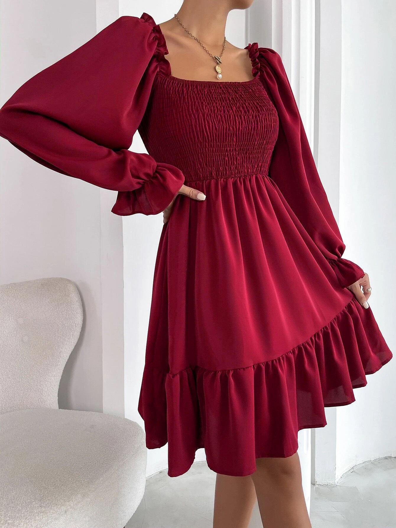 Robe à manches bouffantes pour femmes avec détails en dentelle et haut élastique Chic und Stil