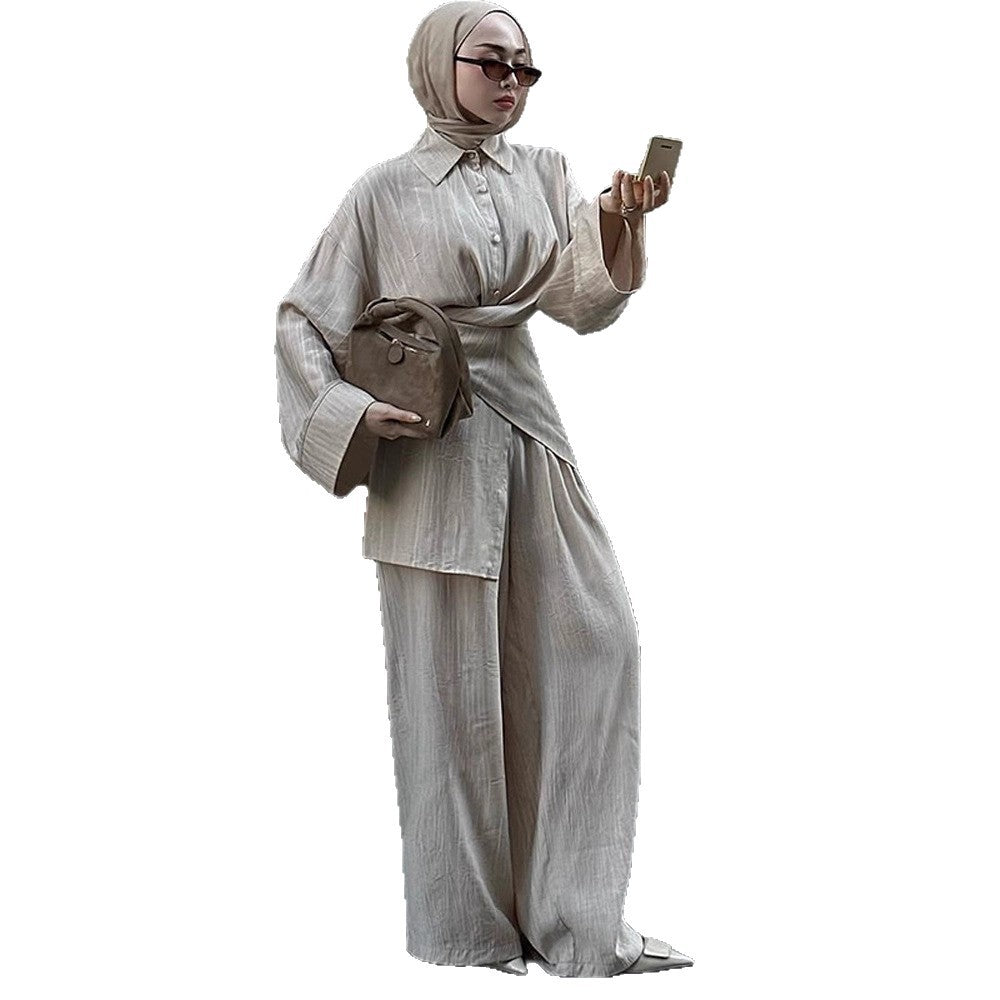 Elegant and fashionable outfit for women with high-waisted pants and shirt Chic und Stil