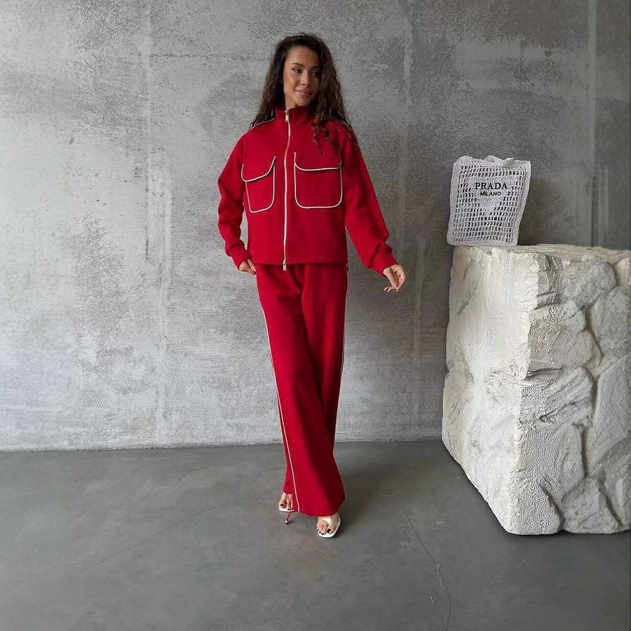 Casual women's tracksuit set with a trendy jacket and wide pants Chic und Stil