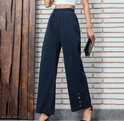 Pantalon chino ample femmes avec détails de bouton Chic und Stil