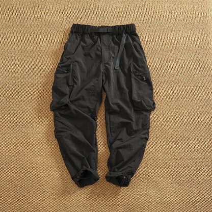 Men's cargo pants with practical pockets and elastic waistband Chic and Style