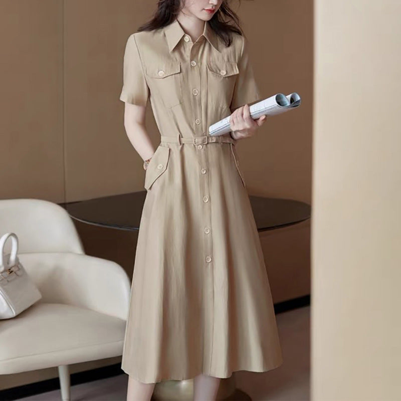 Robe chemise décontractée pour femmes avec ceinture Chic und Stil