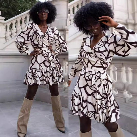 Robe portefeuille imprimé léopard pour femmes Chic und Stil
