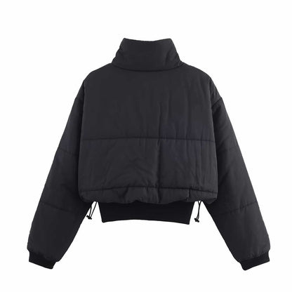 Dames doudoune avec col haut et coupe courte Chic und Stil