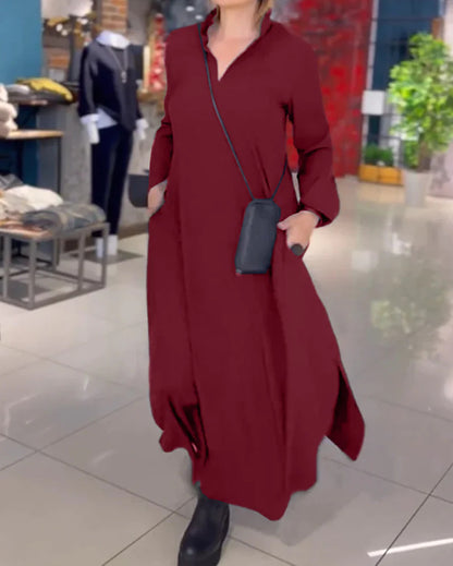 Dame Élégante robe chemise longue avec poches latérales pratiques et col Chic und Stil