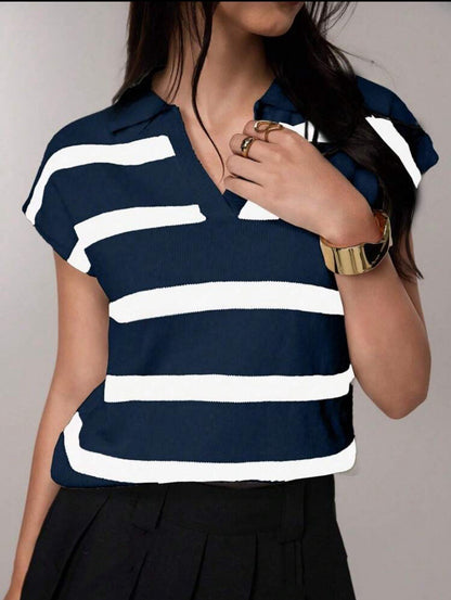 Femmes Pull court à manches courtes rayé avec col polo Chic und Stil