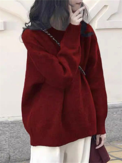 Oversized knitted pullover for women with a soft material and a relaxed fit Chic and Style