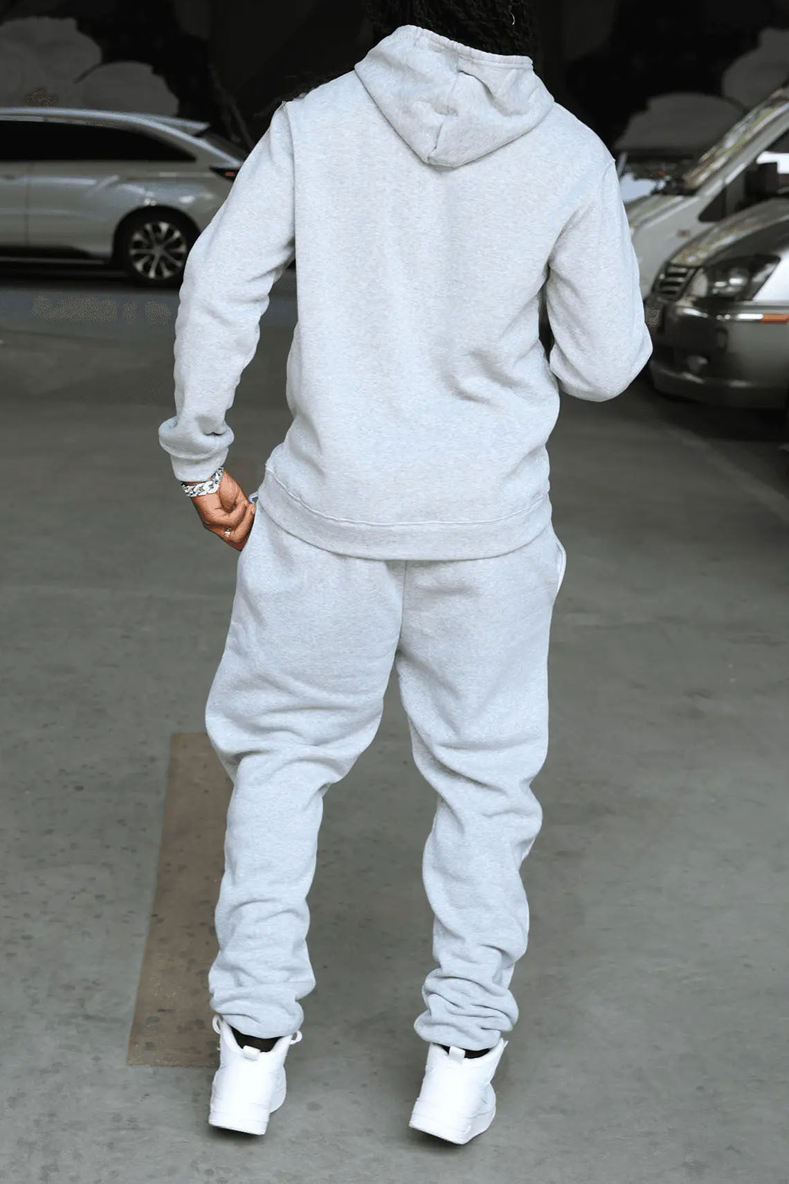 Women's hoodie and jogging pants set with cheerful patterns Chic and Style