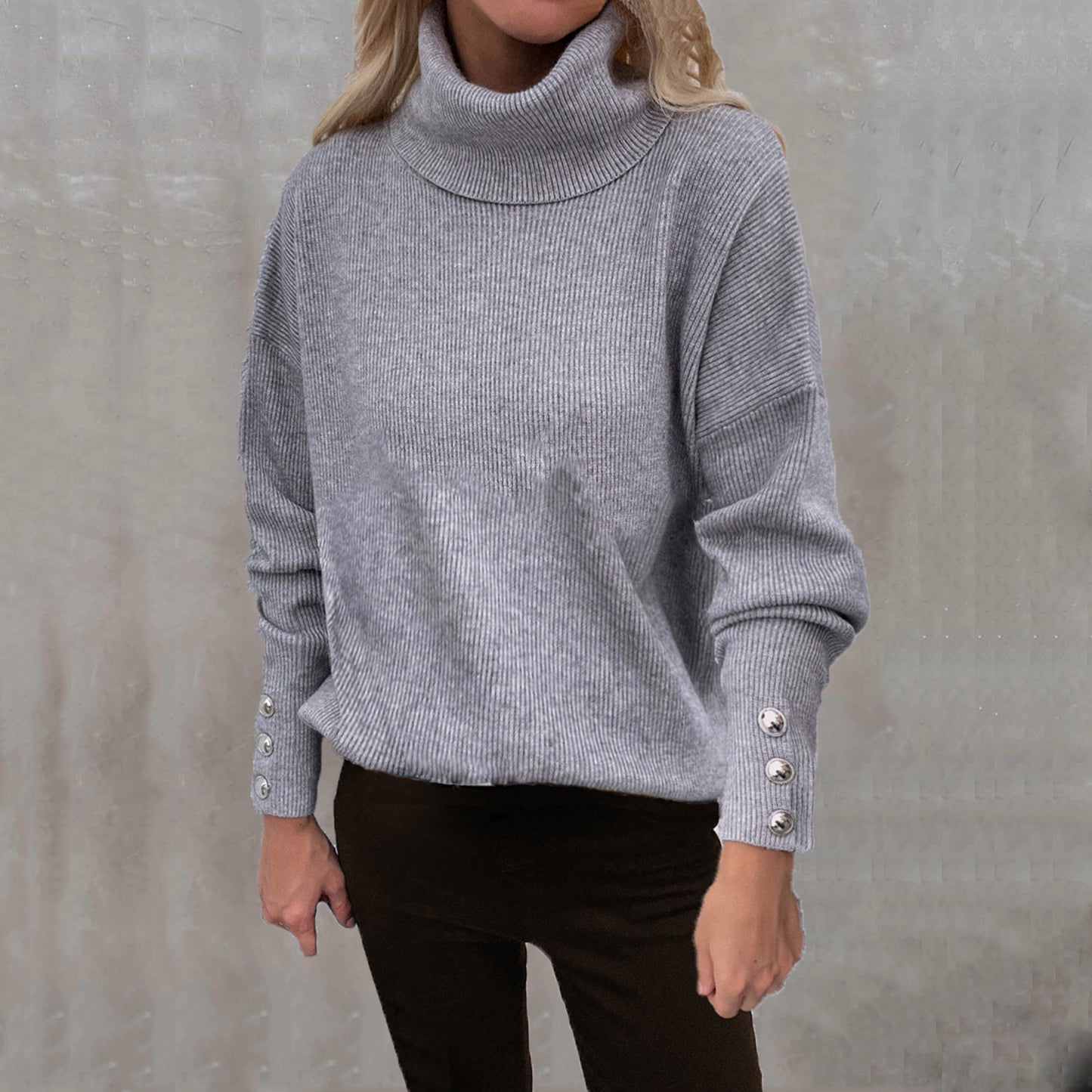 Pull en tricot épais pour femmes avec col roulé et détail de bouton Chic und Stil