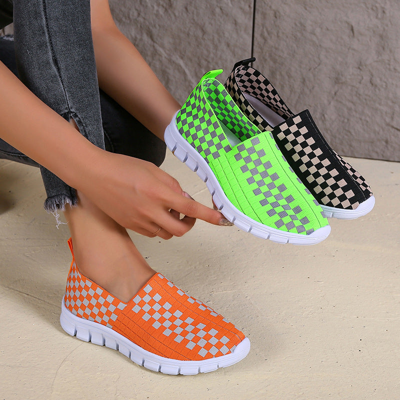 Baskets de sport pour femmes à enfiler avec un motif à carreaux moderne et une semelle antidérapante Chic und Stil