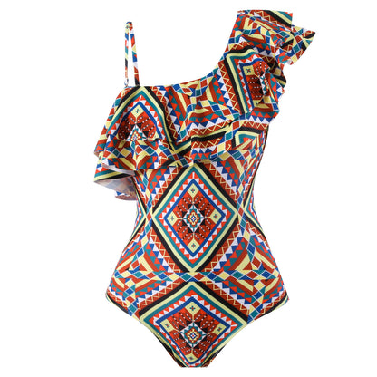 Maillot de bain une pièce pour femmes avec une coupe asymétrique et une jupe enroulée tendance Chic und Stil