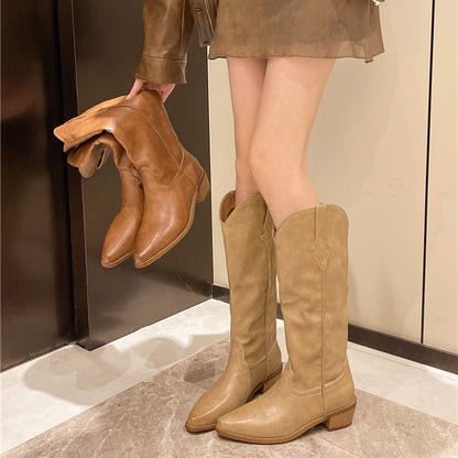 Bottes de cowboy élégantes pour dames avec une coupe à la mode et un robuste talon bloc Chic und Stil
