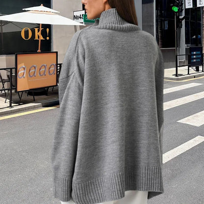 Pull en tricot pour femmes avec col haut et coupe large Chic und Stil