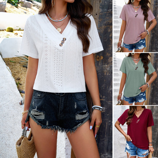Women's long sleeve blouse with airy V-neck and decorative button details Chic und Stil