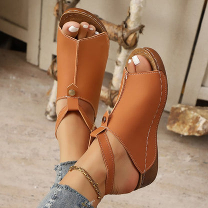 Sandales demi-hautes pour femmes de haute qualité avec bride réglable et semelle intérieure ergonomique Chic und Stil