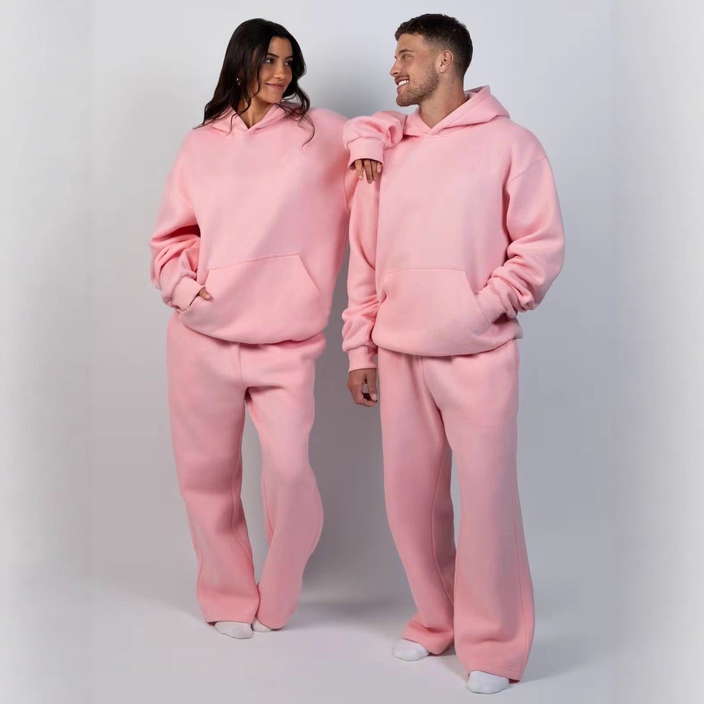 Pull à capuche décontracté pour femmes avec coupe large et poche kangourou Chic und Stil