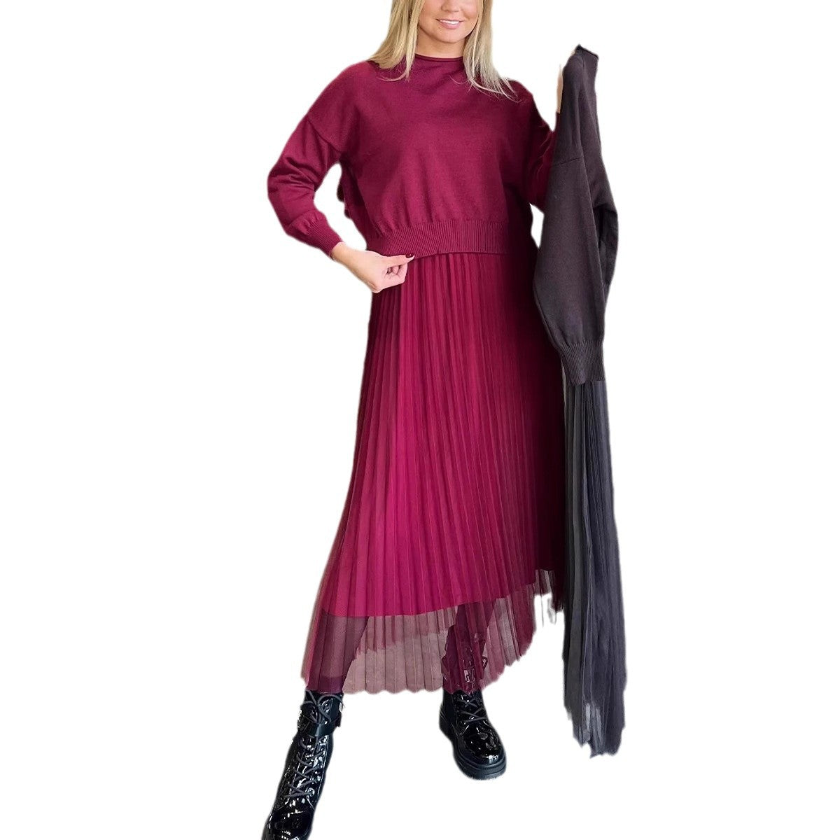 Dames Ensemble élégant jupe plissée et pull Chic und Stil