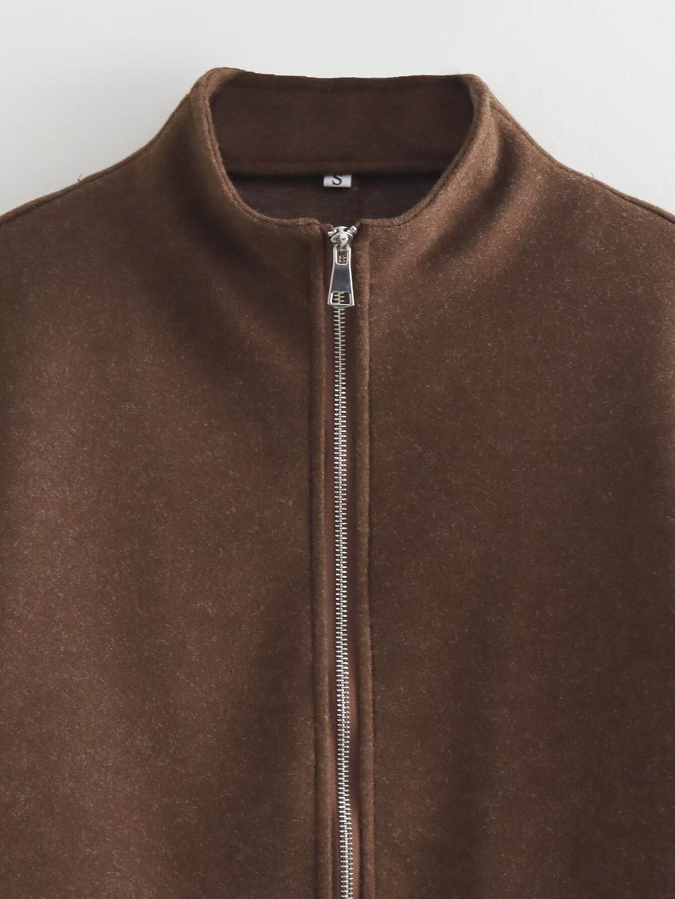 Contemporary transition jacket for women with high-quality high collar and full zip Chic und Stil