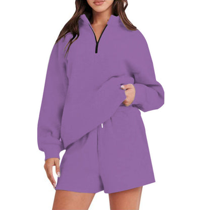 Ensemble de loisirs confortable pour femmes avec fermeture éclair à mi-hauteur et shorts Chic und Stil