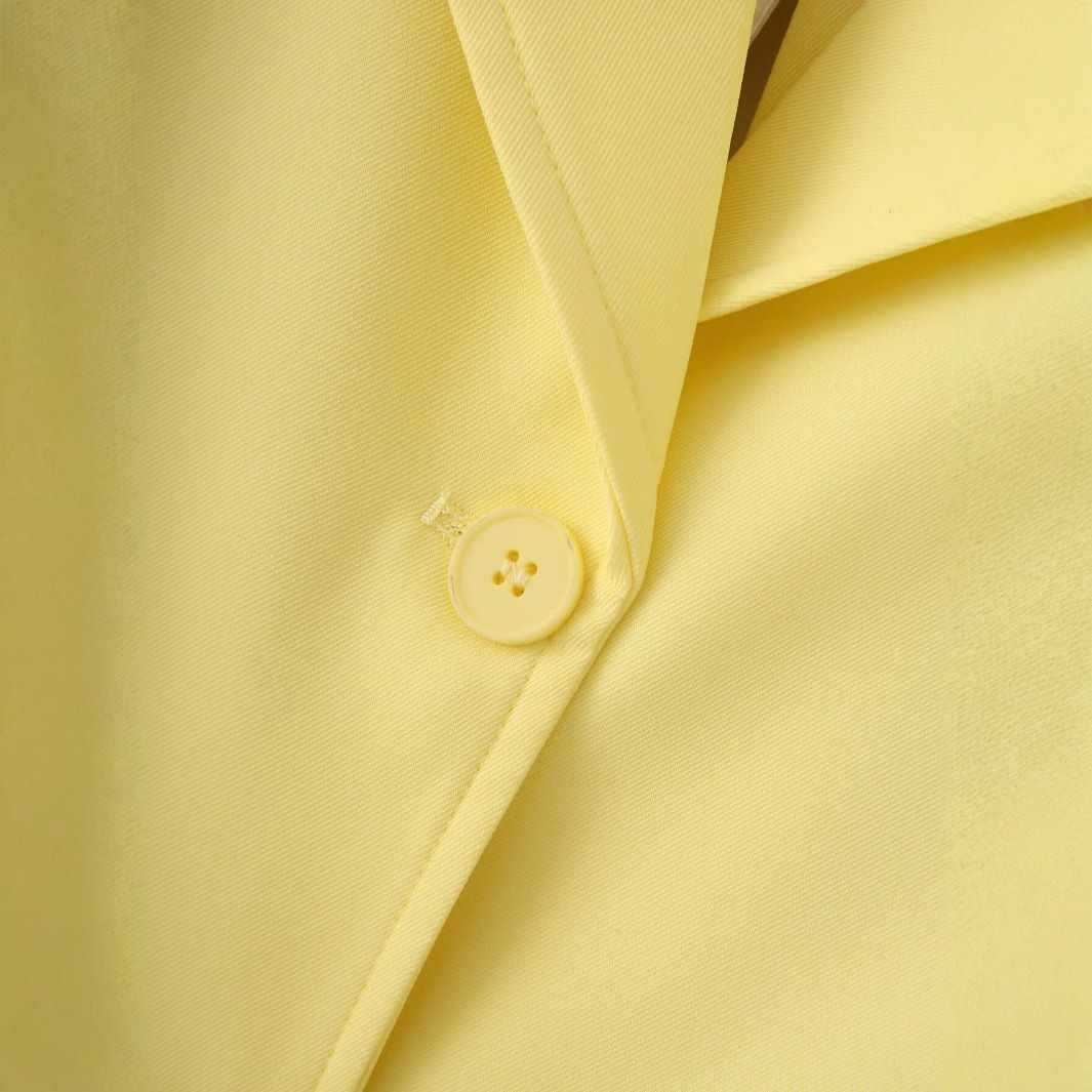 Dames blazer structuré avec des détails modernes Chic und Stil