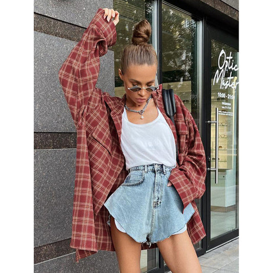 Chemise surdimensionnée à carreaux décontractée Chic und Stil pour dames