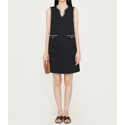 Robe élégante pour femmes avec détail en chaîne Chic und Stil
