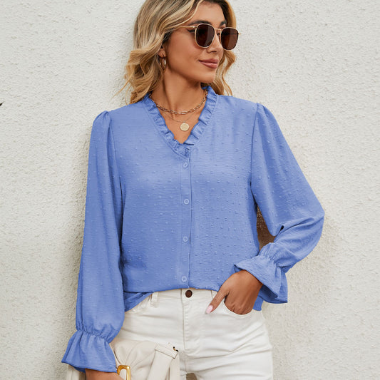 Women's blouse with ruffle details and puff sleeves Chic und Stil