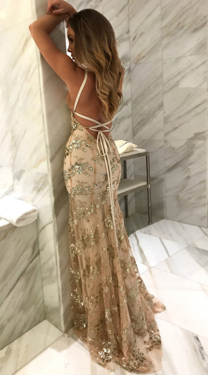 Robe de soirée scintillante pour femmes avec fente avant et décolleté profond au dos Chic und Stil
