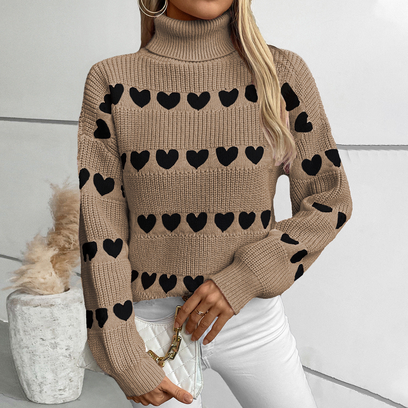 Pull en tricot pour femmes avec motif en forme de cœur et col haut Chic und Stil