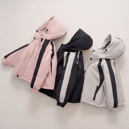 Functional fashion jacket for women with hood and thermoregulating lining Chic and Style