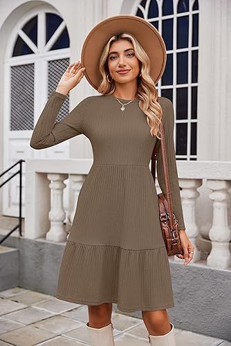 Robe maxi femme avec structure côtelée et jupe évasée Chic und Stil