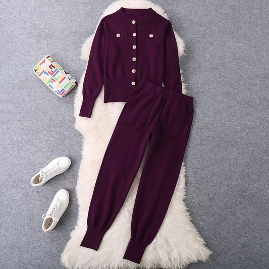 Dames ensemble en tricot élégant avec détails en boutons Chic und Stil