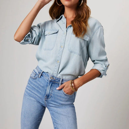 Chemise en denim pour femmes avec poches poitrine pratiques et coupe décontractée Chic und Stil