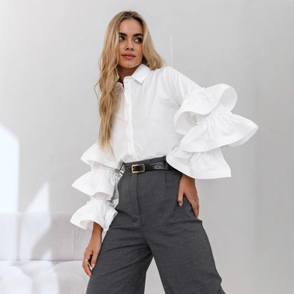 Women blouse with voluminous ruffled sleeves Chic and Style