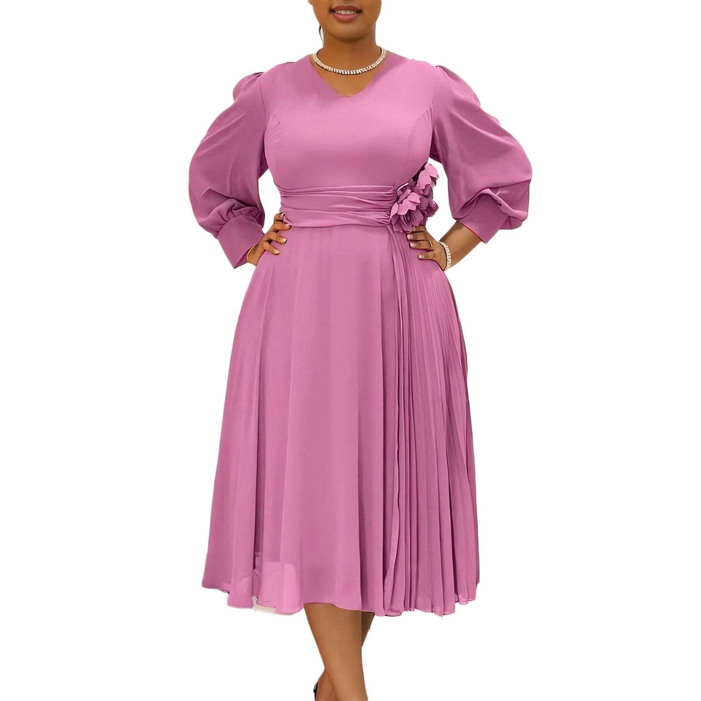 Robe élégante pour femmes avec accent floral décoratif et drapé Chic und Stil
